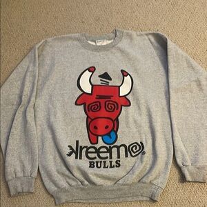 Kreem Gray Bulls Graphic Sweater